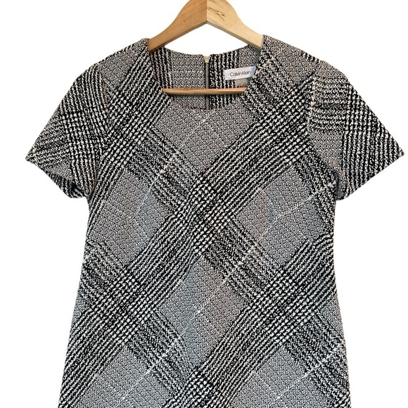 Calvin Klein Black and White Plaid A-Line Fit and Flare Short Sleeve Dress, 6 - Picture 4 of 10